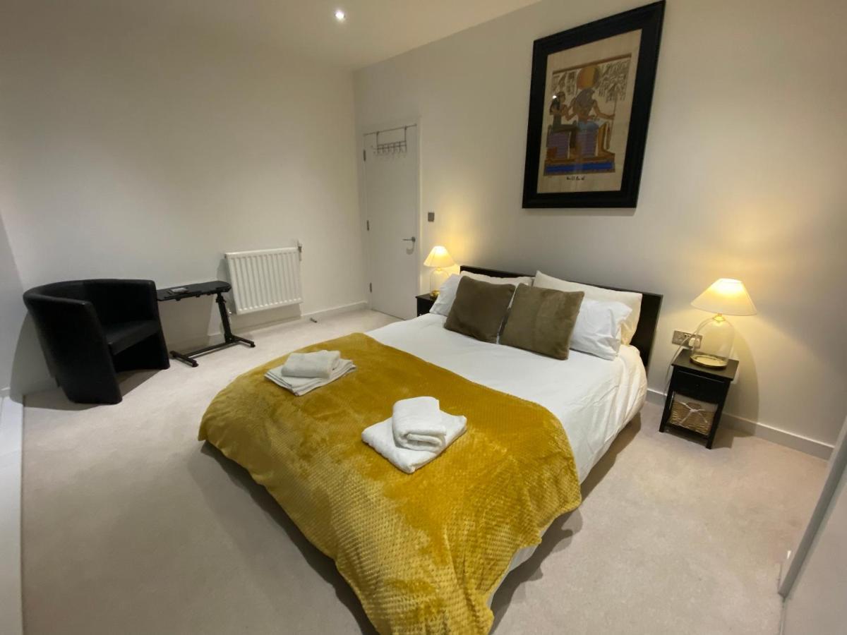 Royal Docks By Wshomesgroup Apartment