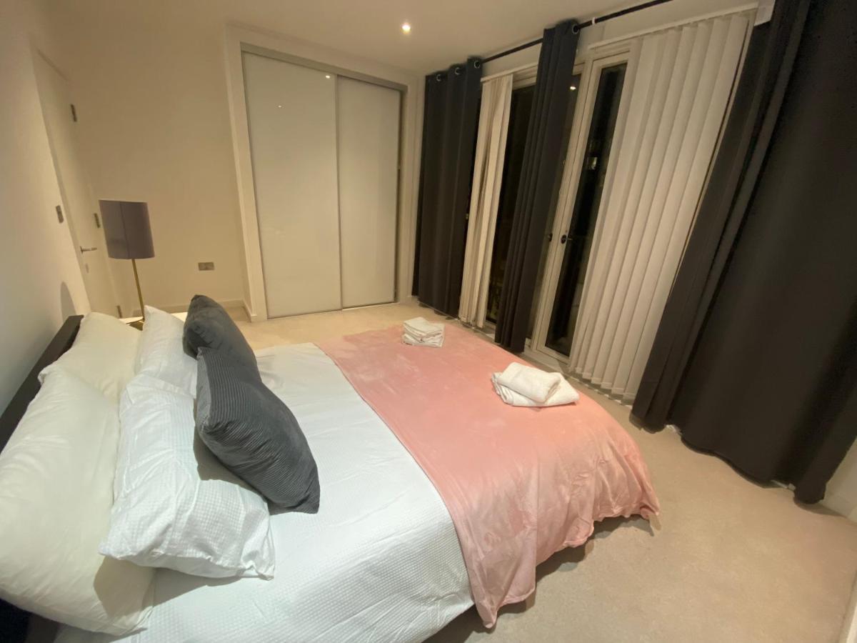 Apartment Royal Docks By Wshomesgroup